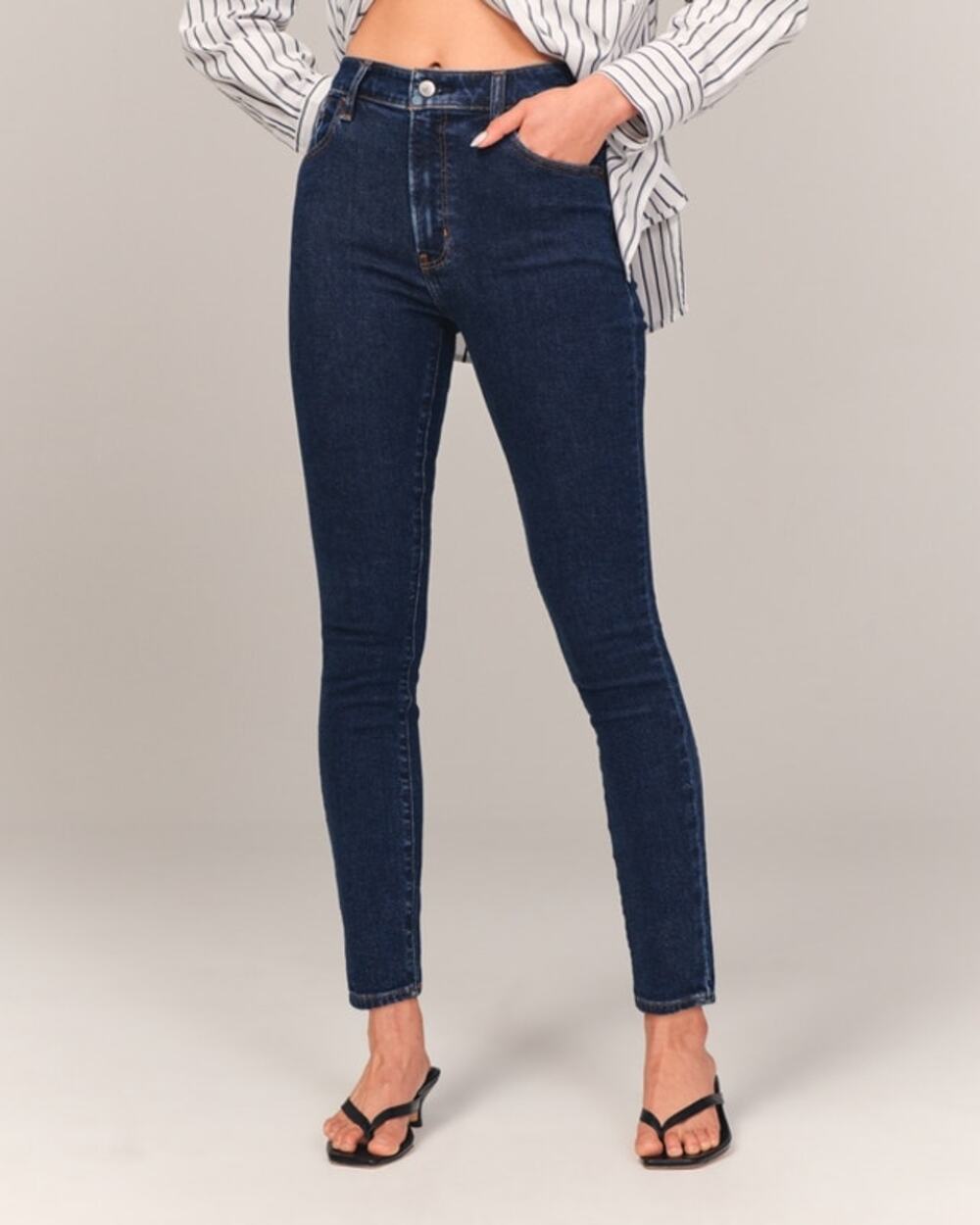 Abercrombie & Fitch Curve Love Super Dark High Rise The Skinny Ankle Jeans 0/25